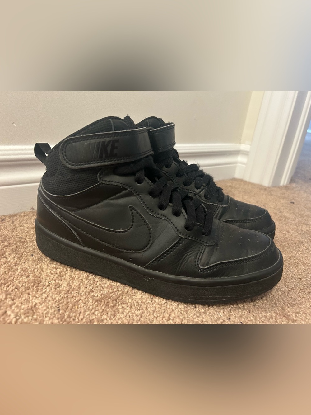 Youth Nike Black Leather High-Top Sneakers Court Borough